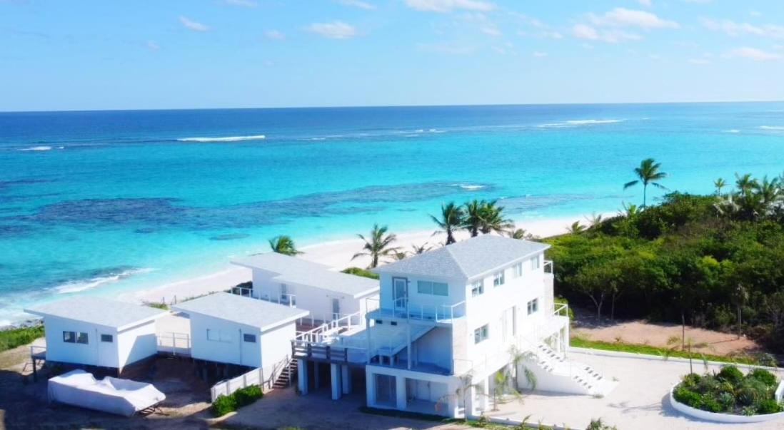 Mika'S Resort Governor S Harbour Exterior foto