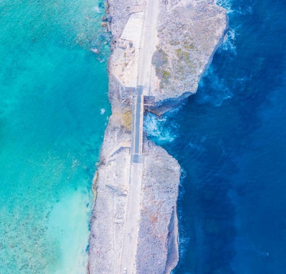 Mika'S Resort Governor S Harbour Exterior foto