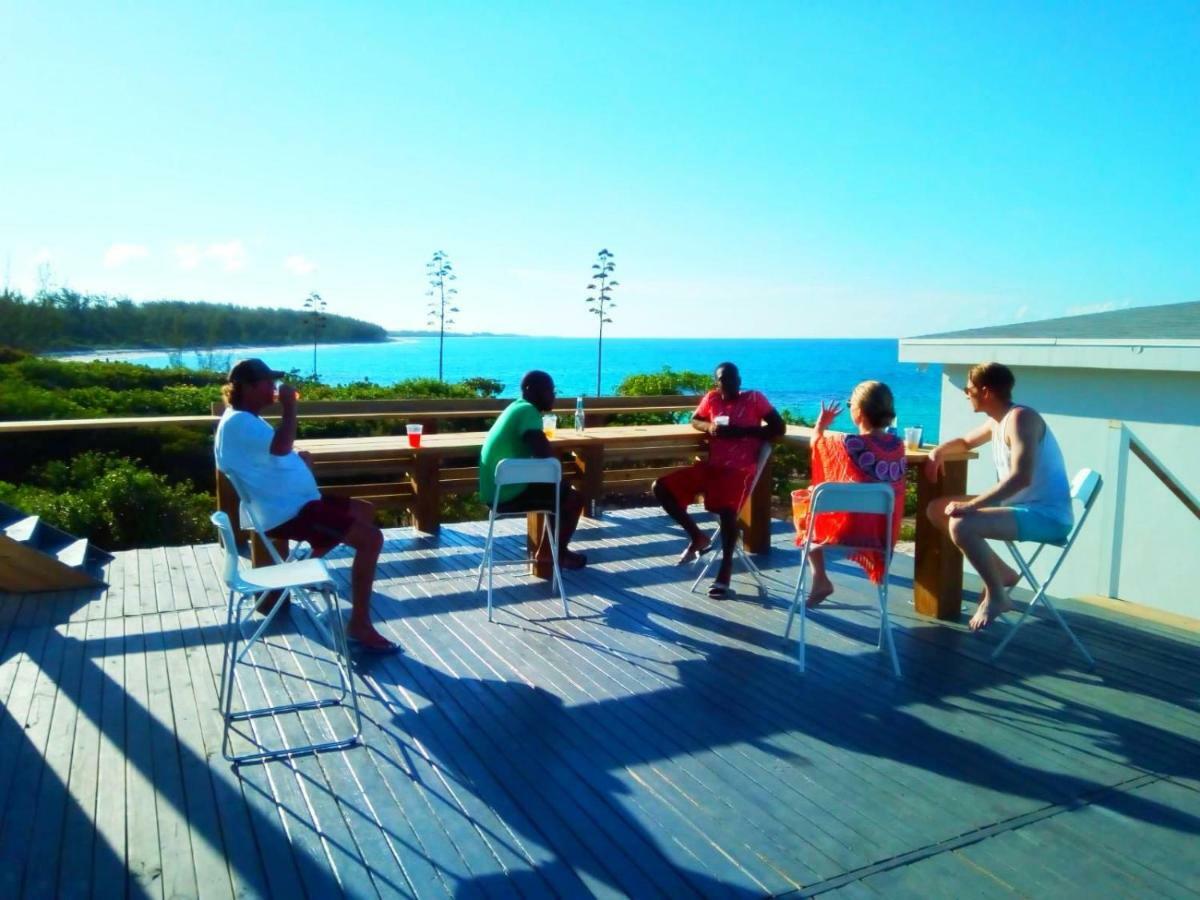 Mika'S Resort Governor S Harbour Exterior foto